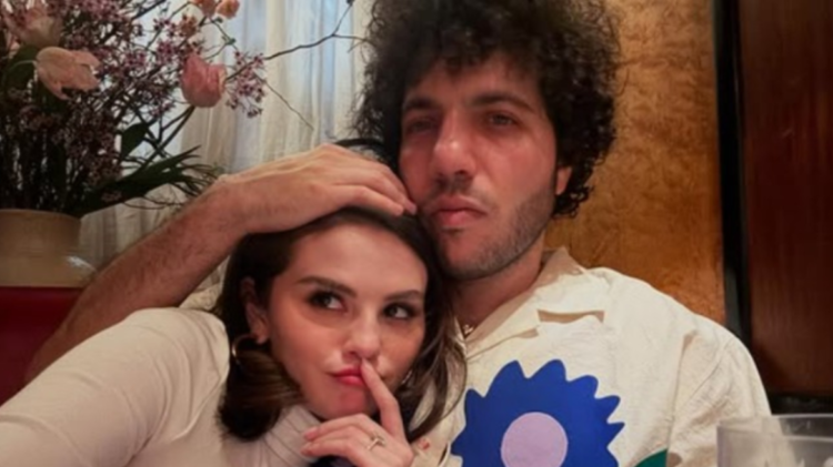 Detaje rreth dasmës së Selenës me Benny Blanco, zakoni që nuk do e respektojnë