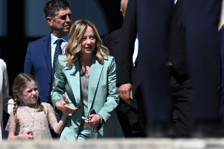 Vajza e Giorgia Melonit kërcënohet me jetë: Të urojmë të njëjtin fund si Martina