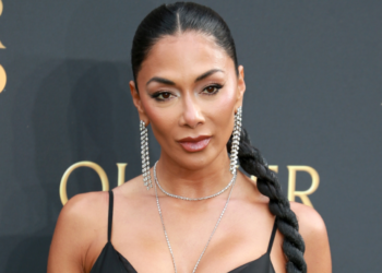 Nicole Scherzinger fiton çmim për performancën e saj në Broadway