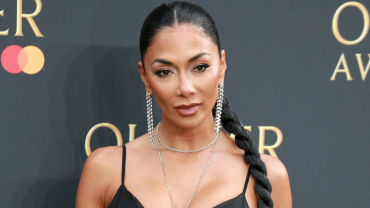 Nicole Scherzinger fiton çmim për performancën e saj në Broadway