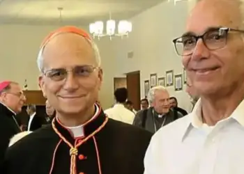 Papa Leo XIV: Telefonata profetike drejtuar vëllait të tij dhe këshilla që injoroi