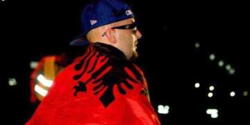 Pse njerëzit përdorin tekstet e këngëve të Unikkatil kur duan të shprehin ndjenja?