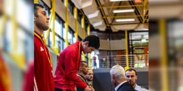 Chermen Valiev shpallet kampion bote me Forcat e Armatosura, ngre flamurin kuqezi në Gjermani