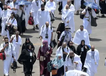 FOTO/ Qindra mijëra myslimanë mblidhen në Mekë për pelegrinazhin e madh