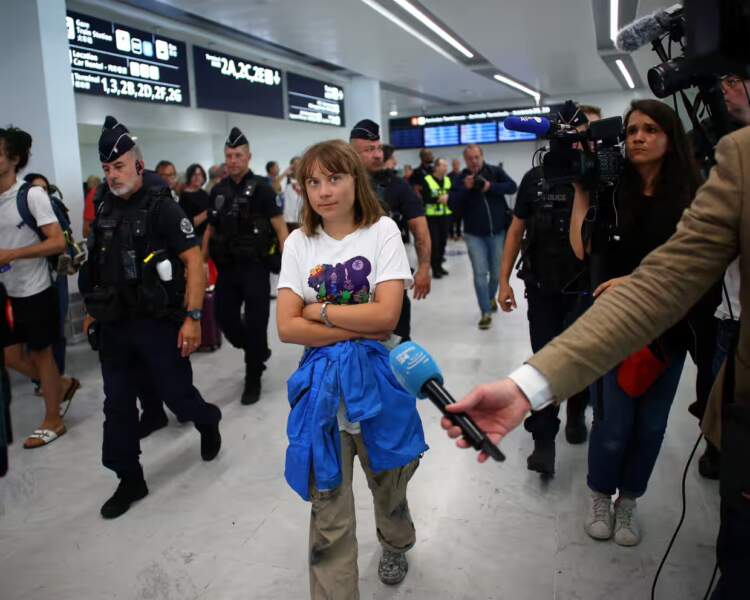 ‘Nuk bëmë asgjë të gabuar’/ Greta Thunberg akuzon Izraelin për rrëmbimin e ekuipazhit të jahtit