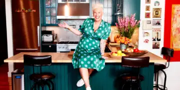 Shefja e kuzhinës së ‘Food Network’ ndërron jetë në moshën 55-vjeçare