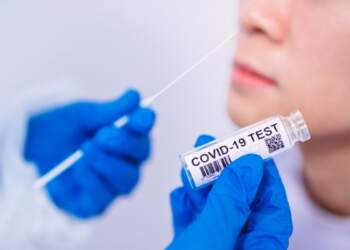 Varianti i Covid Nimbus mbërrin në Itali: rasti i parë në Xhenova