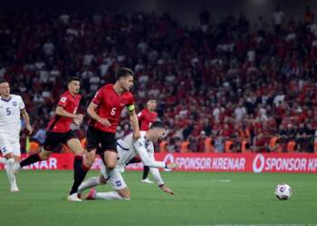 Notat e ndeshjes Shqipëri–Serbi! Hysaj më i miri, Manaj dhe Broja zhgënjejnë. Po heroi i mbrëmjes?