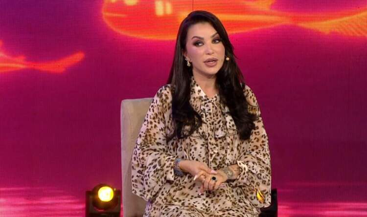 Roza Lati flet për lidhjen me Xhonatan Islamin: Që nga ajo ditë, s’jemi ndarë më