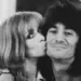 “Gjyshja Gangstere”: Ish-bashkëshortja e Ronnie Wood flet për përplasjen e papritur me roker-in