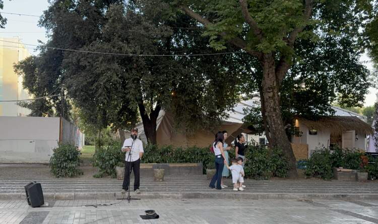 Zëri i Pedonales, Krist Karkanaqe rikthehet mes kalimtarëve