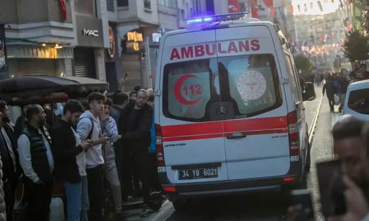 Tërmeti i fuqishëm në det midis Greqisë e Turqisë shkakton viktima dhe panik në rajon