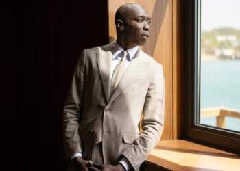 Pas arrestimit, tiktoker-i i famshëm Khaby Lame largohet nga ShBA