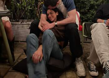 Dua Lipa: “Do të doja shumë të kisha një fëmijë një ditë”, këngëtarja flet për dëshirën për amësi