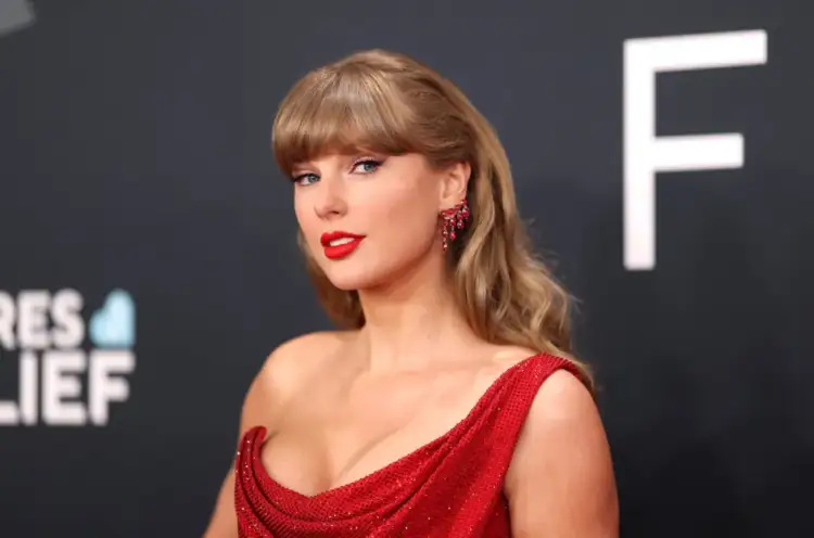 Çfarë ndodhi? Taylor Swift kërkon urdhër ndalimi kundër një personi