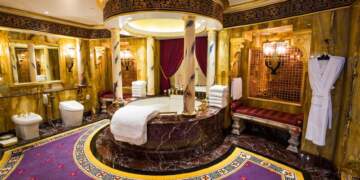 Tualeti prej ari 6 milionë dollarësh u vodh në 5 minuta, dy burra dënohen me burg