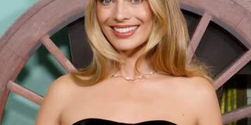 Margot Robbie rrëfen sikletin familjar: Vëllai s’më foli për tre muaj pas filmit me DiCaprion