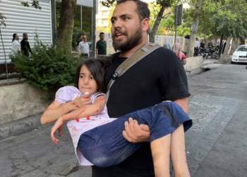 “Ishte një kasaphanë”! Mjekët në Iran po luftojnë për jetë mes kaosit të luftës me Izraelin