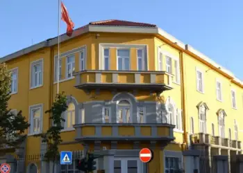 Publikimi i tezave në rrjetet sociale, reagon Ministria e Arsimit: Vepër e dënueshme