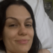 Me lot në sy, Jessie J ndan për herë të parë foto nga spitali