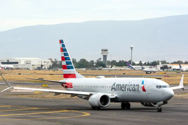 Çfarë po ndodhte me avionët e American Airlines? Një defekt në sistem i vuri fluturimet në pauzë