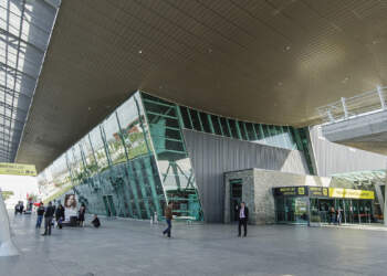 Sulmet e Izraelit ndaj Iranit, anulohen fluturimet Tiranë-Tel Aviv dhe anasjelltas