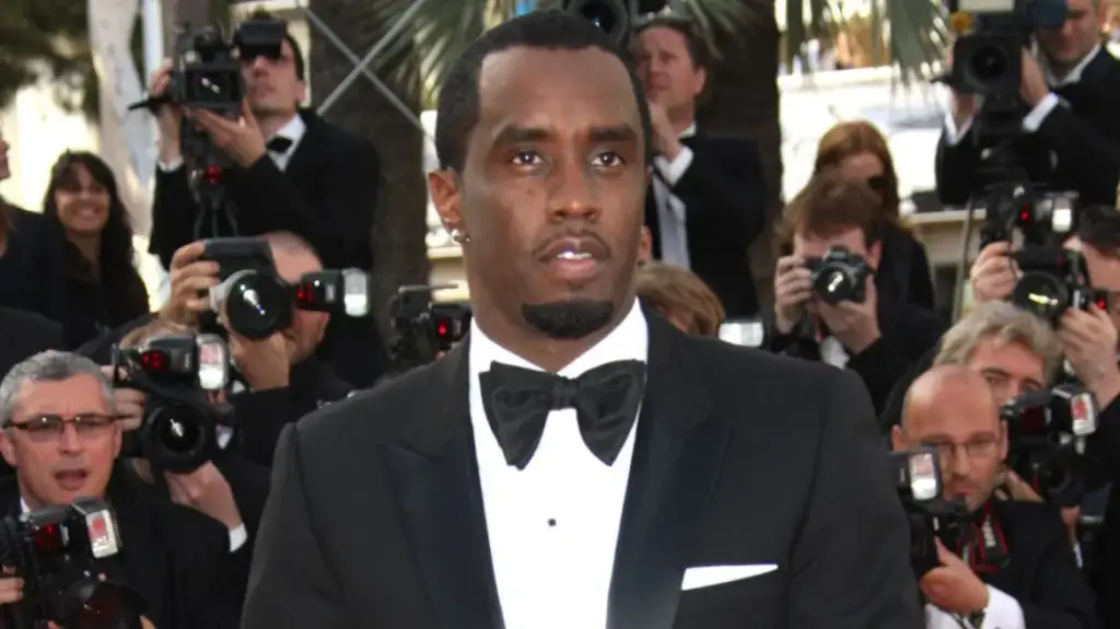 Roja i sigurisë rrëfen për paratë që mori nga Diddy për të fshehur videon e dhunës ndaj Cassie: Ishte i frikësuar