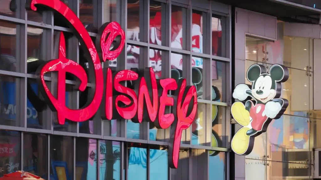 Përse ndodhi? Disney pushon nga puna qindra punonjës