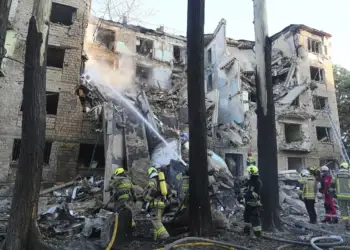 Sulme të rënda ruse në Ukrainë: 10 të vrarë, përfshirë 7 në Kiev