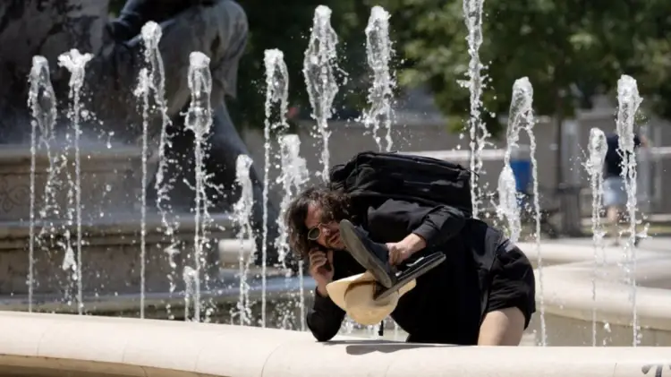 Valë e të nxehtit në Ballkan, alarm i kuq për zjarre në Kroaci