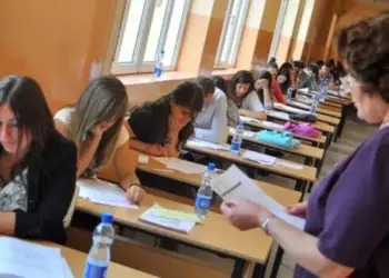 Dalin rezultatet e provimit të Maturës në gjuhën e huaj, 399 mbetës