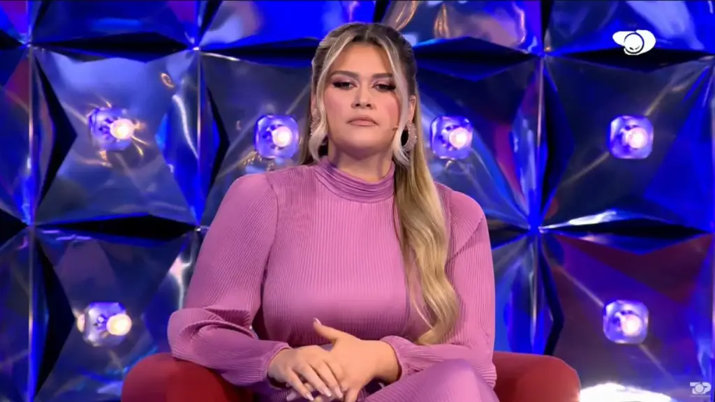 “I dashur, ti je trap”/ Neda Balluku zbulon pse zgjodhi këtë titull për librin