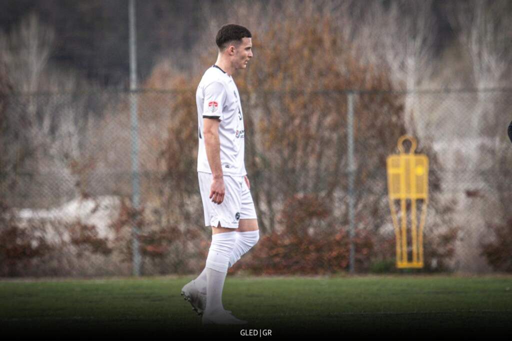 Golat flasin vetë: Kush është Nimet Spahiu, djaloshi që po ndez futbollin shqiptar