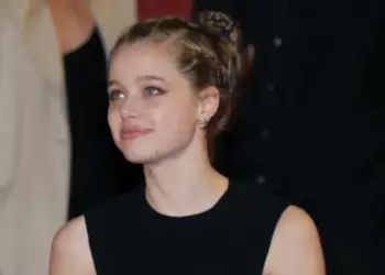 Shiloh Jolie ka ndryshuar emrin, tani e tutje do të quhet kështu