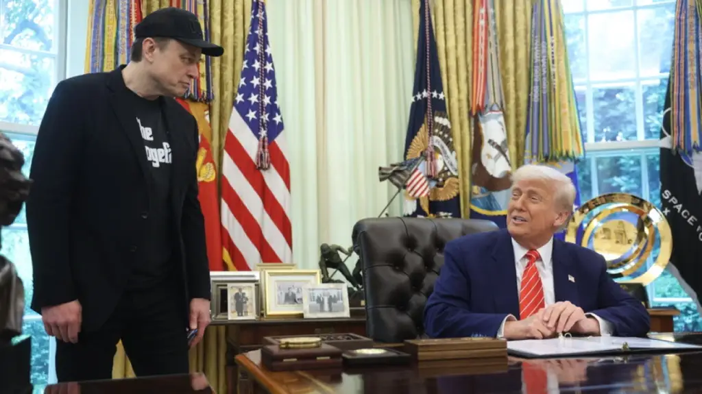 Pas grindjes së tyre publike, Trump dhe Musk do të flasin sot në telefon