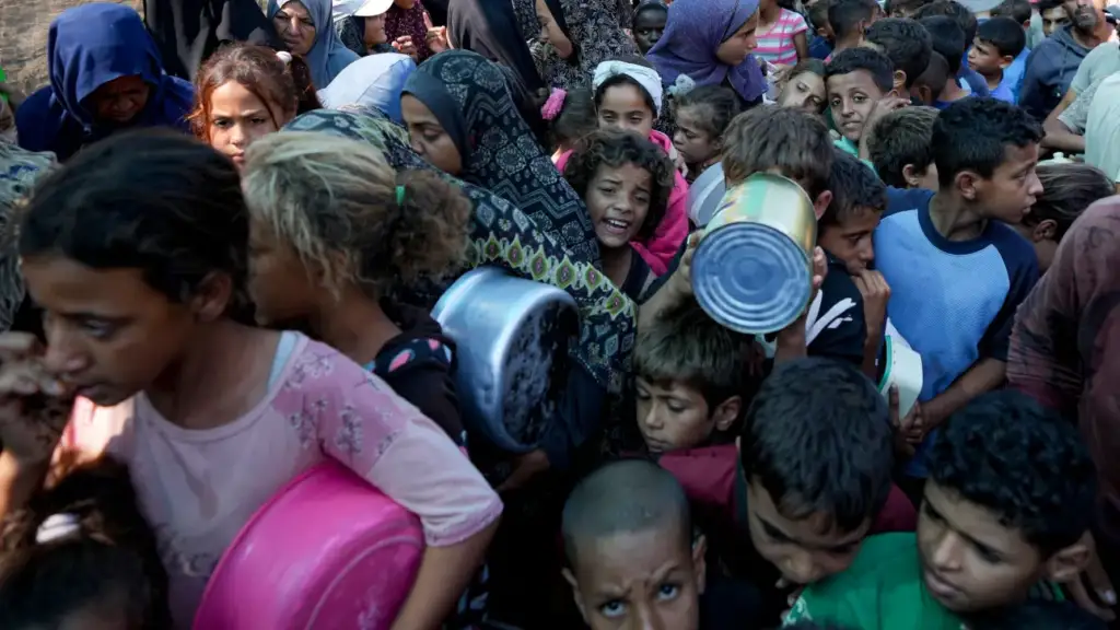 Uria përhapet në Gaza: 21 fëmijë vdesin në 3 ditë, mbi 100 OJQ kërkojnë armëpushim