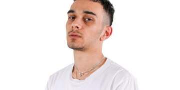 Pas ndarjes, Buta nis histori të re dashurie