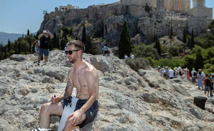 Masa mbrojtëse ndaj të nxehtit ekstrem: Akropoli i Athinës mbyllet përkohësisht