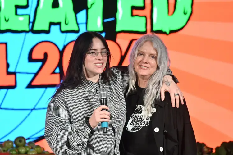 Billie Eilish: Nuk kam pasur kurrë letra të thata në shtëpinë time