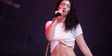Lorde rrëfen krizën që gati i dha fund karrierës: Mendova se muzika ishte pas meje
