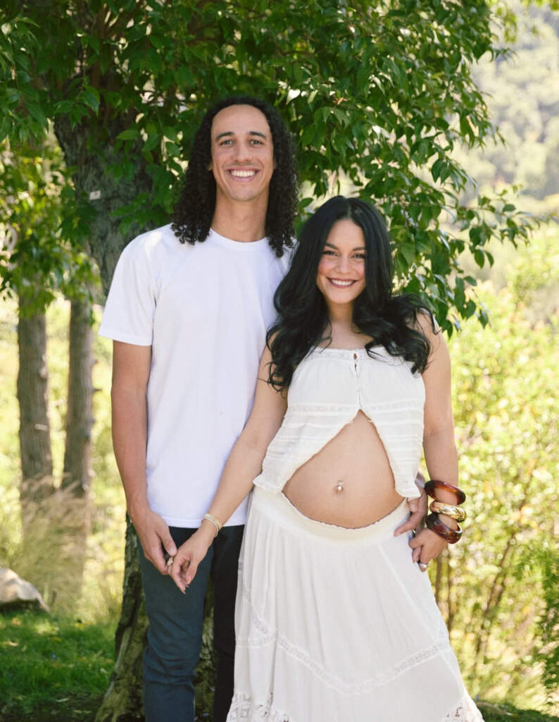 Vanessa Hudgens dhe Cole Tucker në pritje të fëmijës së dytë: “Round two!”