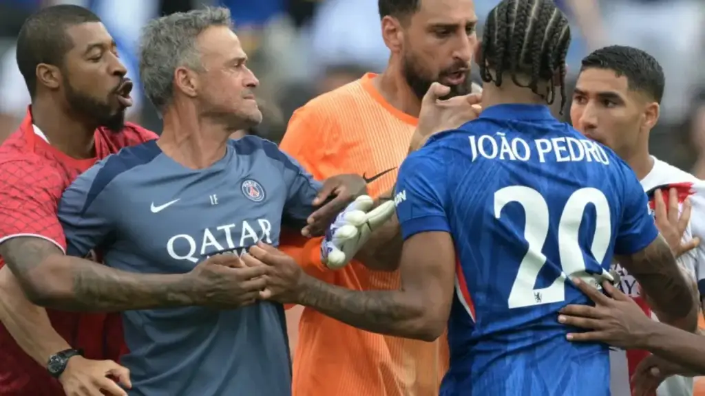 Goditi me shuplakë futbollistin e Chelsea-t pas finales së Botërorit, Luis Enrique “thyen” heshtjen