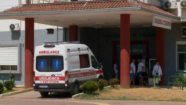 Detaje të reja nga tentativa për vetëvrasje në Vlorë: Dyshohet për shtytje nga babai