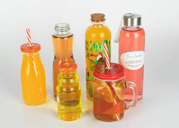 A e keni vënë re? Pse pijet në shishe qelqi na duken gjithmonë më të shijshme!