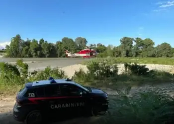 Shkëmbi shembet gjatë një selfie-je: humb jetën 15-vjeçarja në Itali