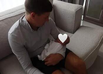 Nga legjendë në… gjysh: Steven Gerrard bëhet gjysh në moshën 45-vjeçare