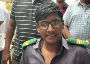 “Shoku im vdiq para syve të mi” – Nxënësi rrëfen tmerrin pas përplasjes së avionit në Bangladesh