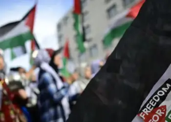 Përplasje në Berlin: 57 të arrestuar në protestën pro-palestineze pranë paradës së Krenarisë