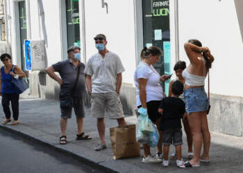 Alarm në Itali nga vala e të nxehtit, kufizohet puna në natyrë! Temperatura rekord në të gjithë Evropën