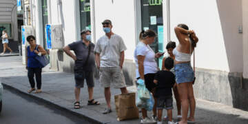 Alarm në Itali nga vala e të nxehtit, kufizohet puna në natyrë! Temperatura rekord në të gjithë Evropën